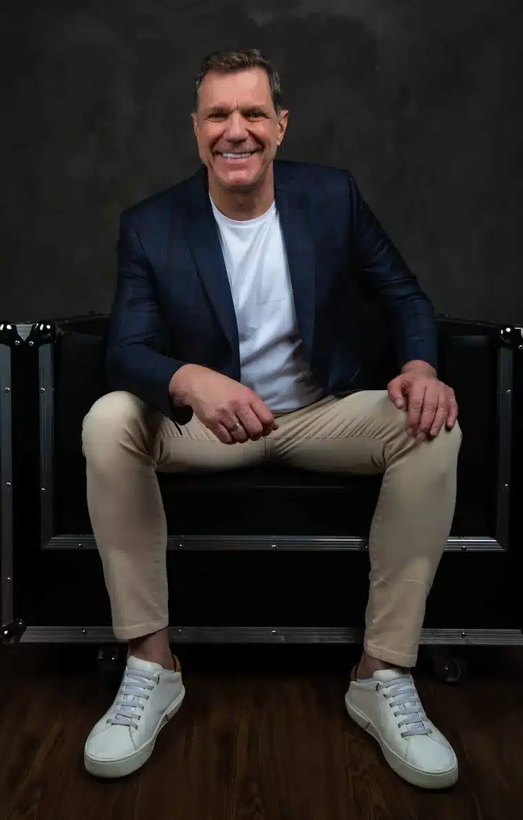 Dilson Stein, descobridor de Gisele Bündchen, em retrato profissional